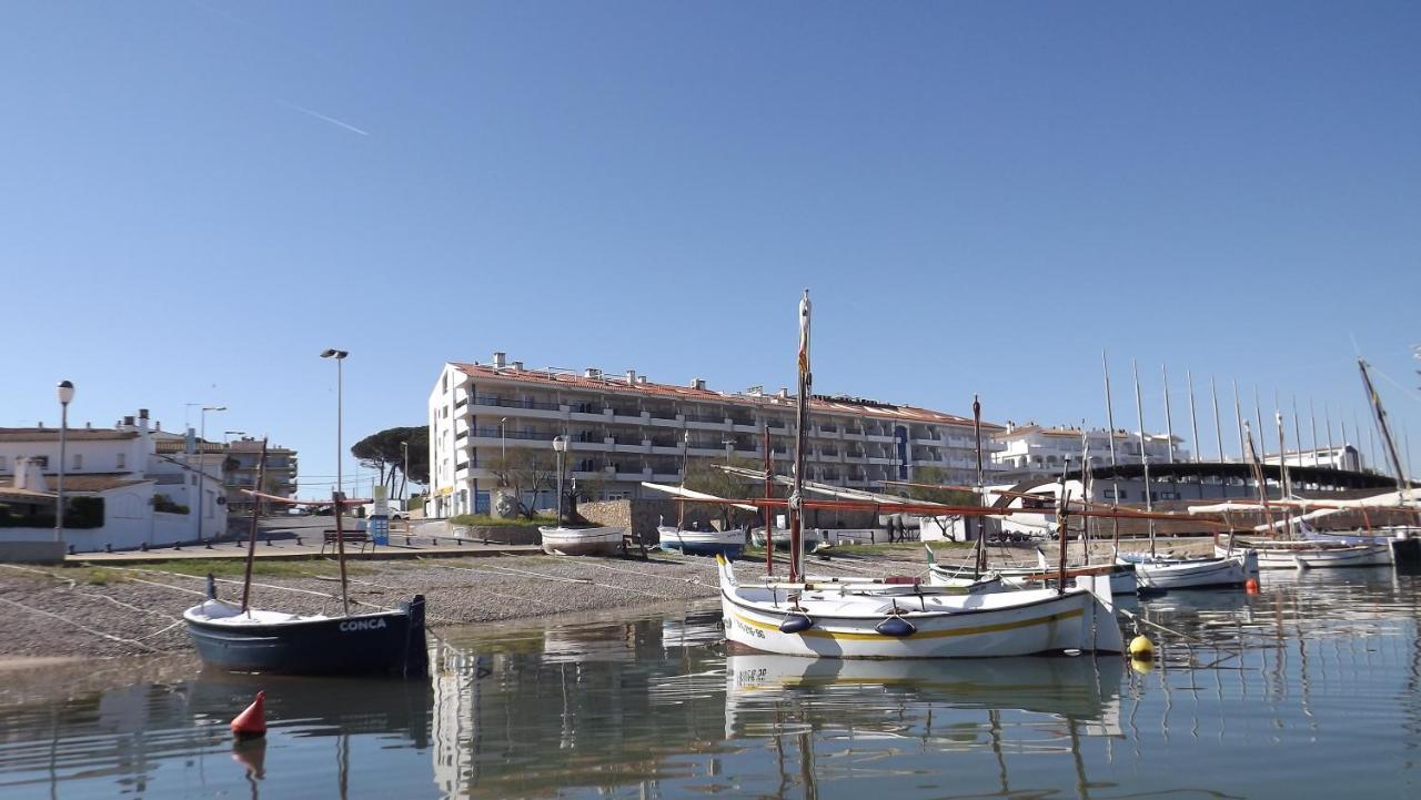 Apartaments Club Nautic L' Escala Zewnętrze zdjęcie