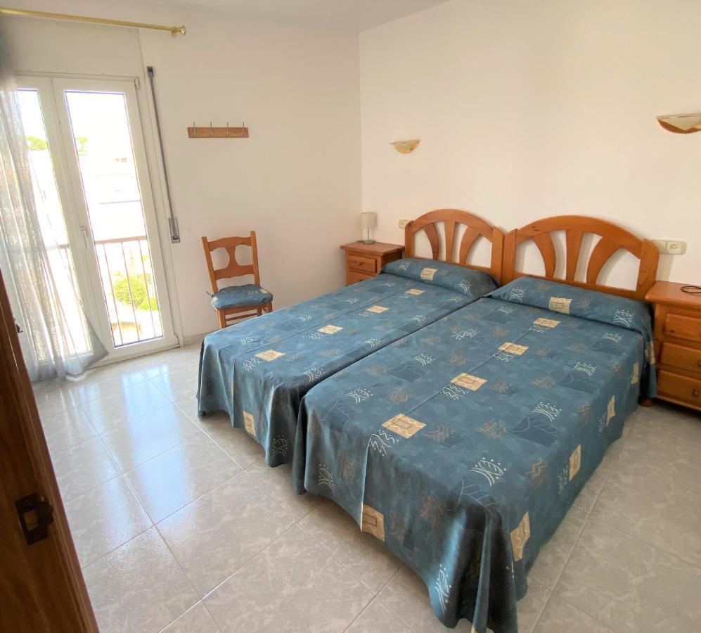 Apartaments Club Nautic L' Escala Zewnętrze zdjęcie